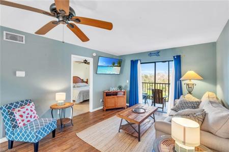 22676 Island Pines WAY