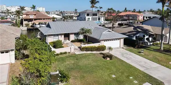 327 Conners AVE