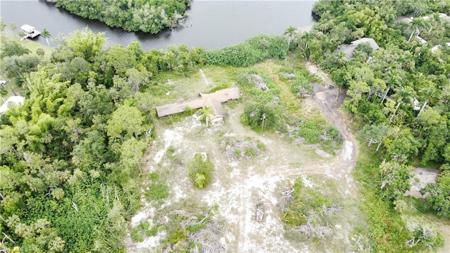 3970 Ellis RD