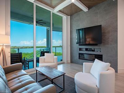 60 Seagate DR