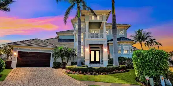 813 Magnolia CT