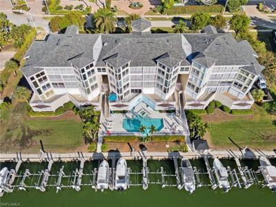870 Collier CT