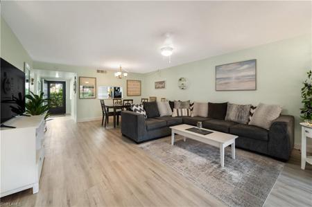 5841 Rattlesnake Hammock RD
