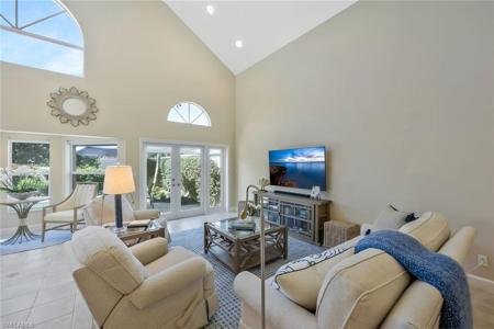 7089 Villa Lantana WAY
