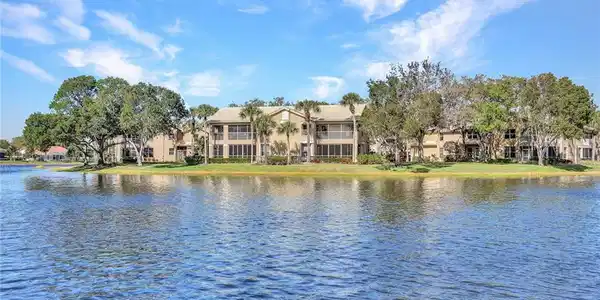 24766 Lakemont Cove LN
