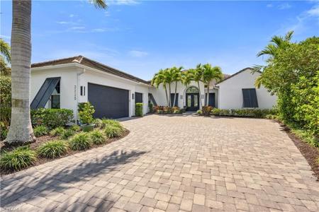 3225 Cotuit CT