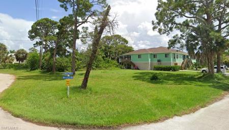 3615 RIVIERA CIR