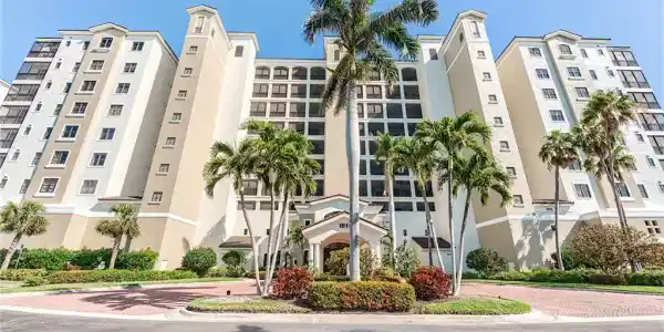 11600 Court Of Palms