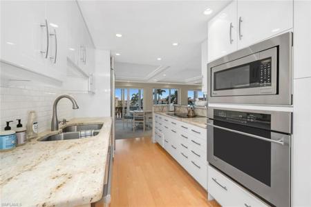 3003 Gulf Shore BLVD N