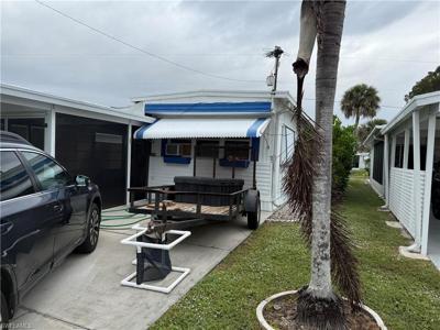 539 Poinsettia LN