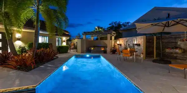 6817 Sand Pointe CIR