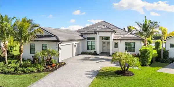 3122 Heather Glen CT