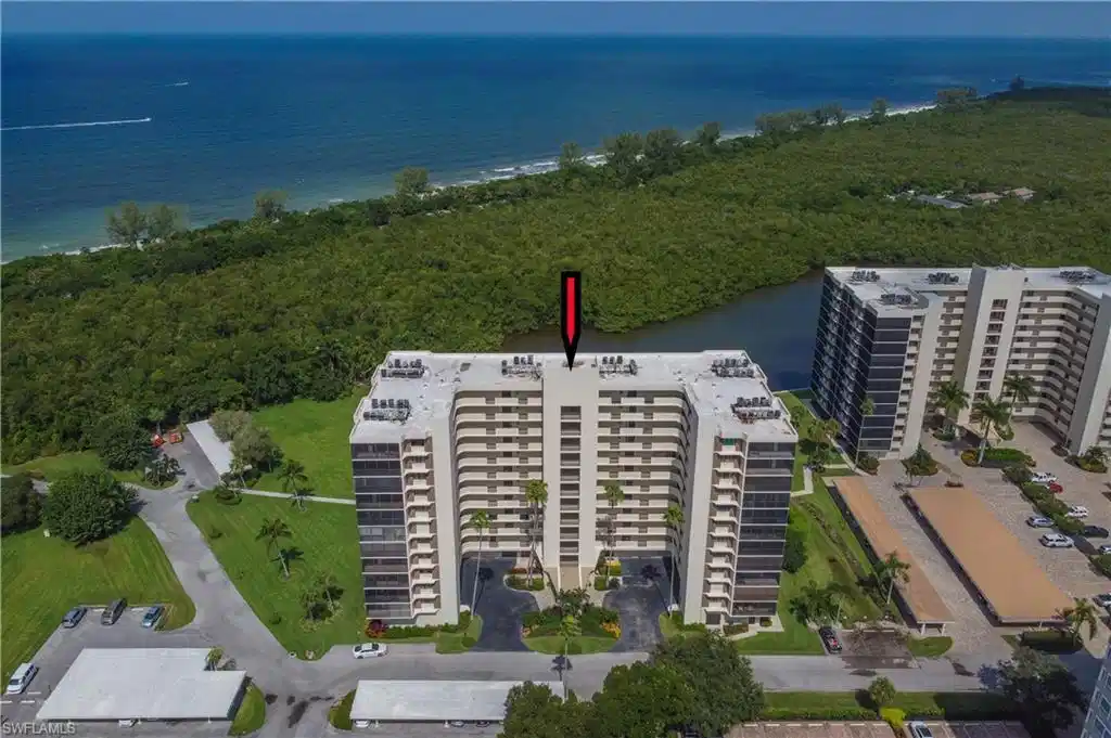 Image 1: Vanderbilt Surf Colony 1