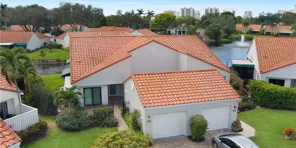 845 Reef Point CIR