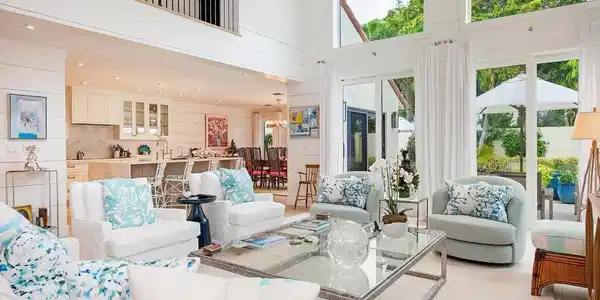32 Las Brisas WAY