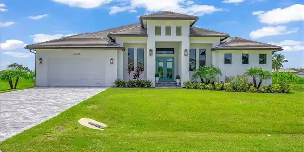 18018 Greenwood DR