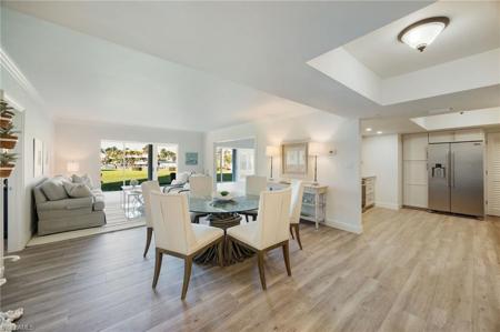 383 HARBOUR DR