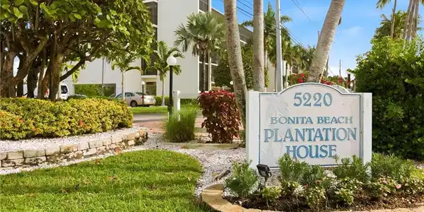 5220 Bonita Beach RD SW