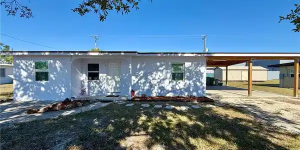 205 Martin DR NE