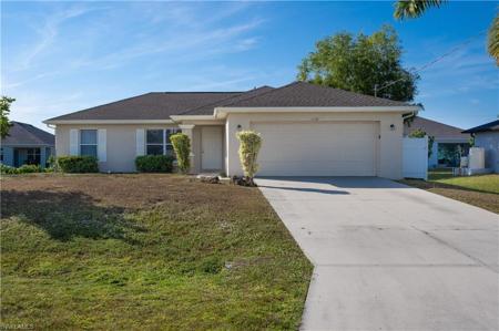 1142 NW 27th PL