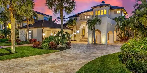 15090 Intracoastal CT