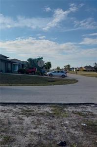 813 SW 40th TER
