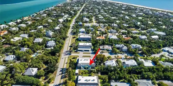 Image 2: Aeiral view of property's location and close proximity to the beach accesses