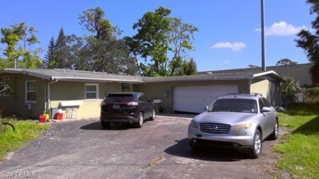 155 Schneider DR