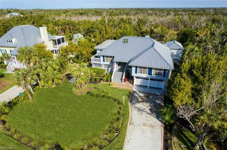 235 Daniel DR