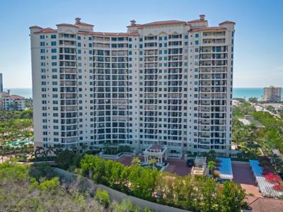 8787 Bay Colony DR