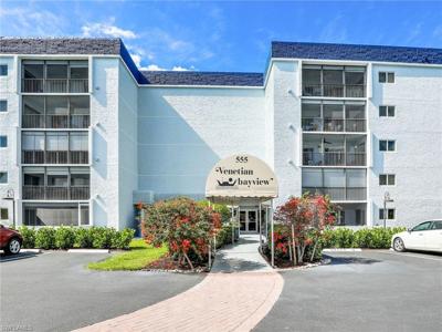 555 Park Shore DR