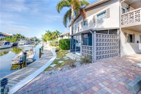 1686 Blue Point AVE