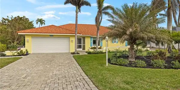 1315 Par View DR