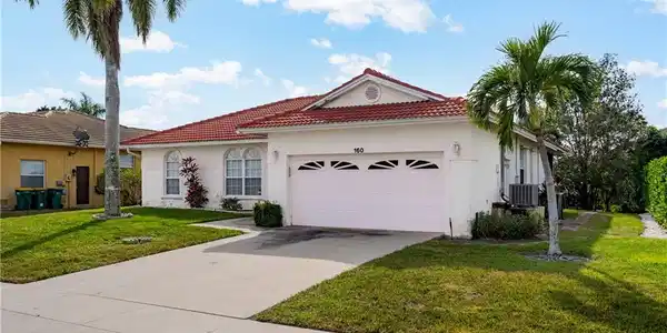 160 Balfour DR