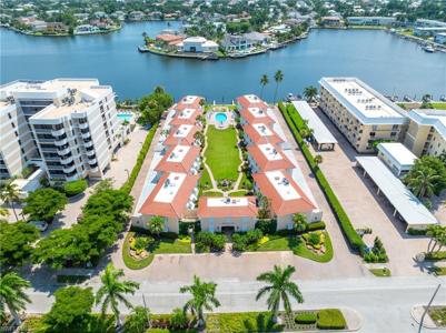 3070 Gulf Shore BLVD N
