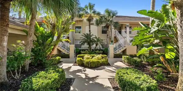 4101 Sawgrass Point DR