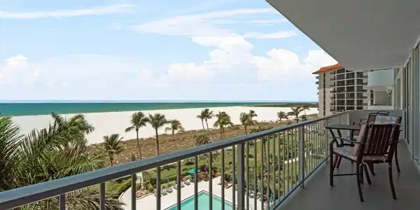 140 Seaview CT