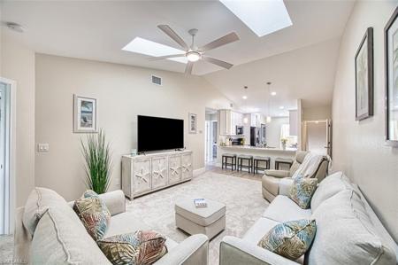 15178 Parkside DR