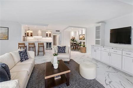 222 Harbour DR