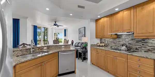 1060 Borghese LN