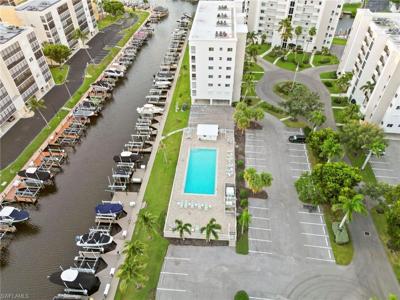 4331 Bay Beach LN