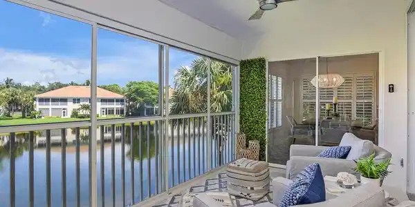 816 Carrick Bend CIR