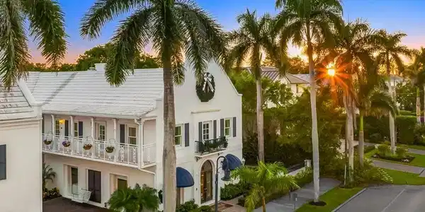 292 14th AVE S