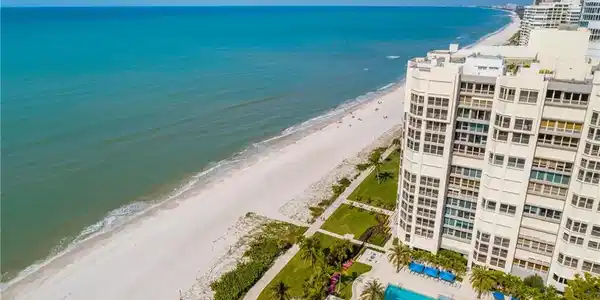 4051 Gulf Shore BLVD N