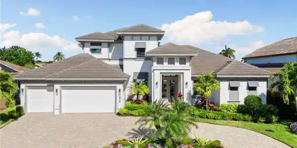 1806 Maywood CT