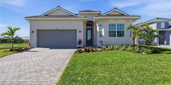 15729 Raveneli CT