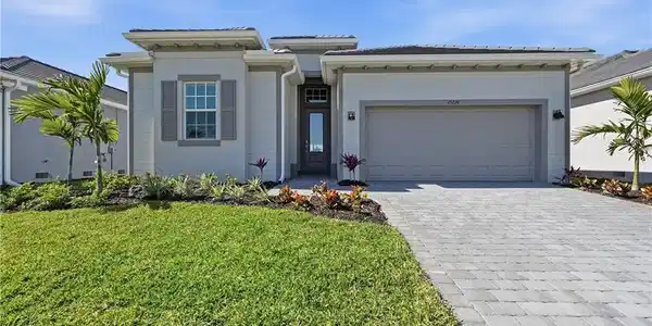 15721 Raveneli CT