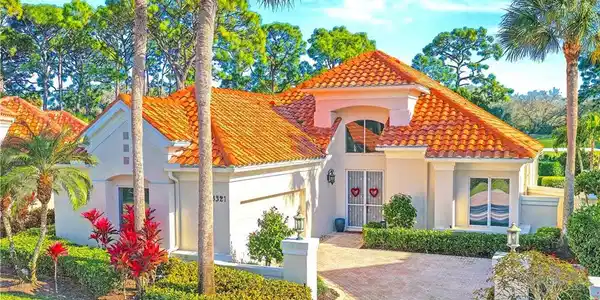 3321 Riviera Lakes CT