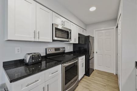 1815 SE 8th TER