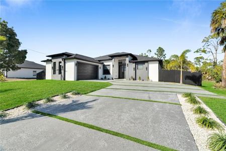 3009 NW VAN BUREN PKWY